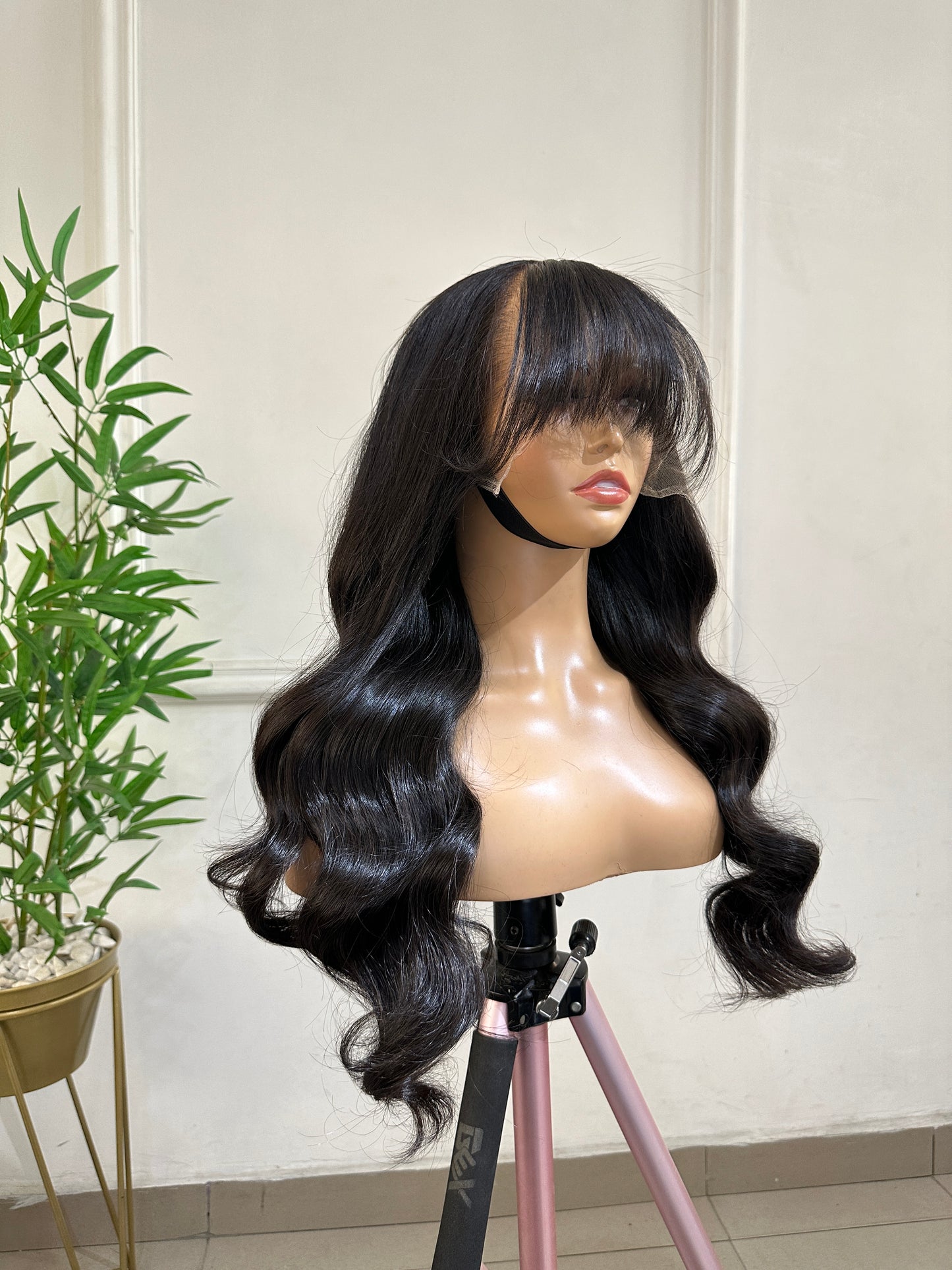 Frontal fringe in Natural Colour 22 Inches 300g wavy unit paired with a 13*5 HD Lace Frontal