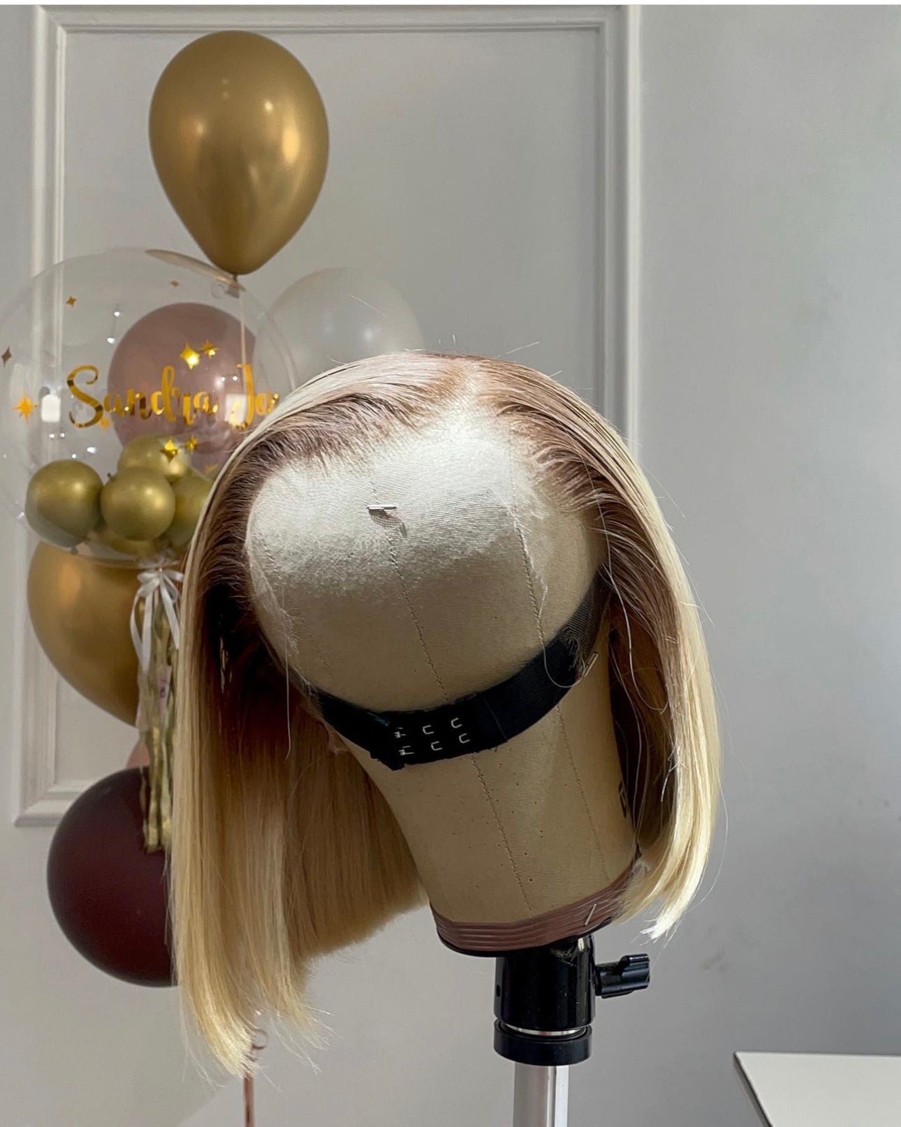 Blonde Bob 10/12 inches 200g