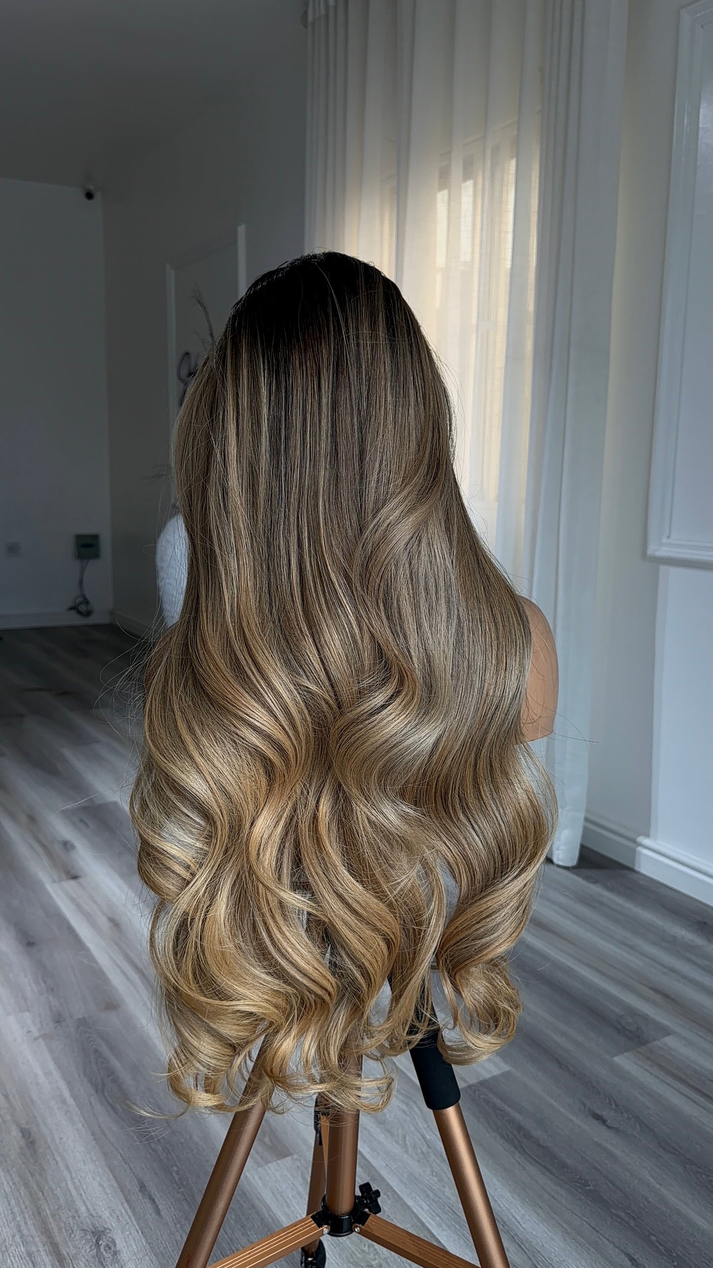 Bone Straight Unit in Blonde Mix