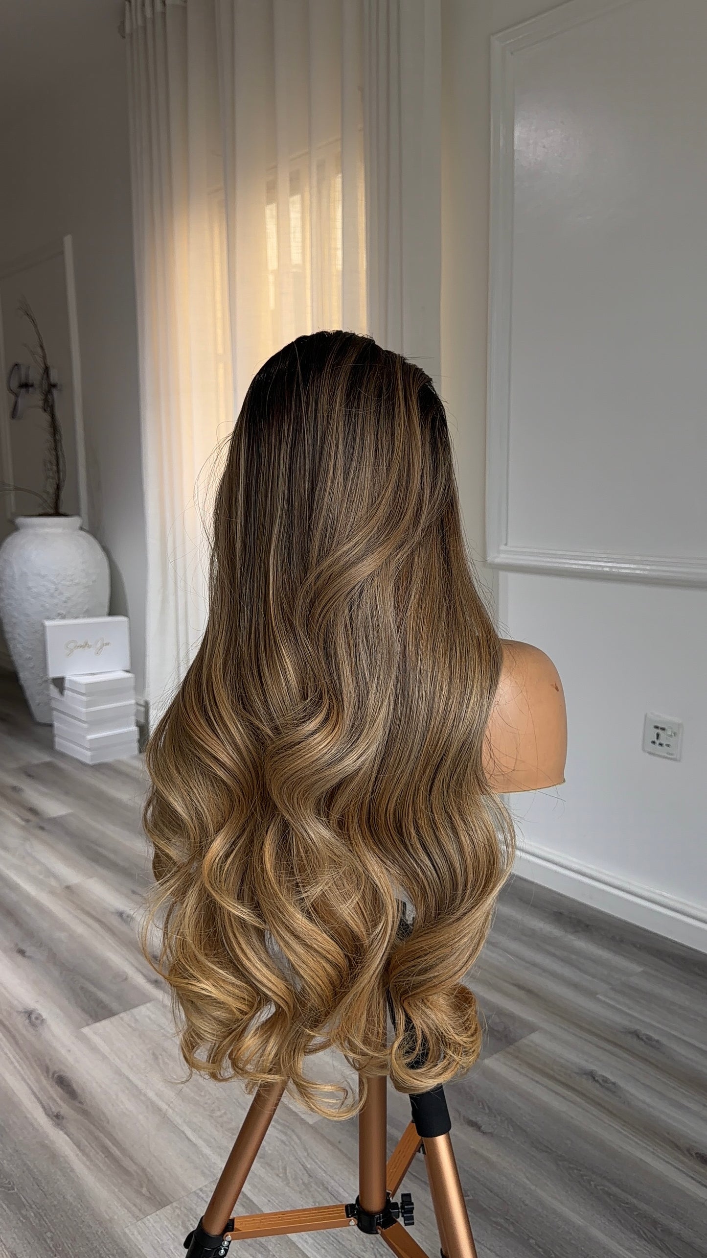 Bone Straight Unit in Blonde Mix