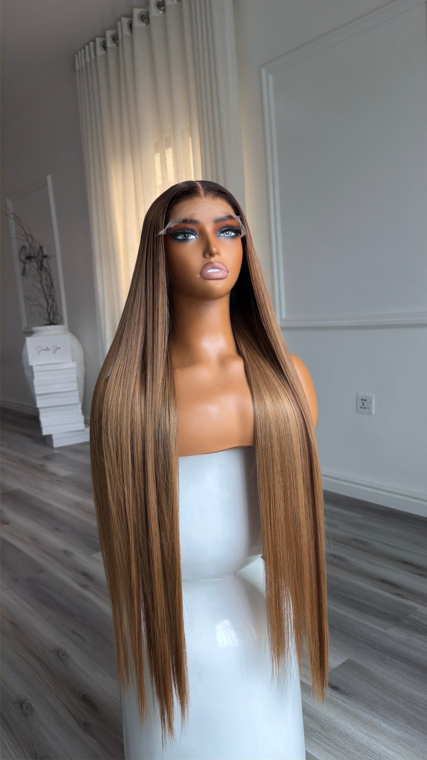 Bone Straight Unit in Honey Beige Blonde