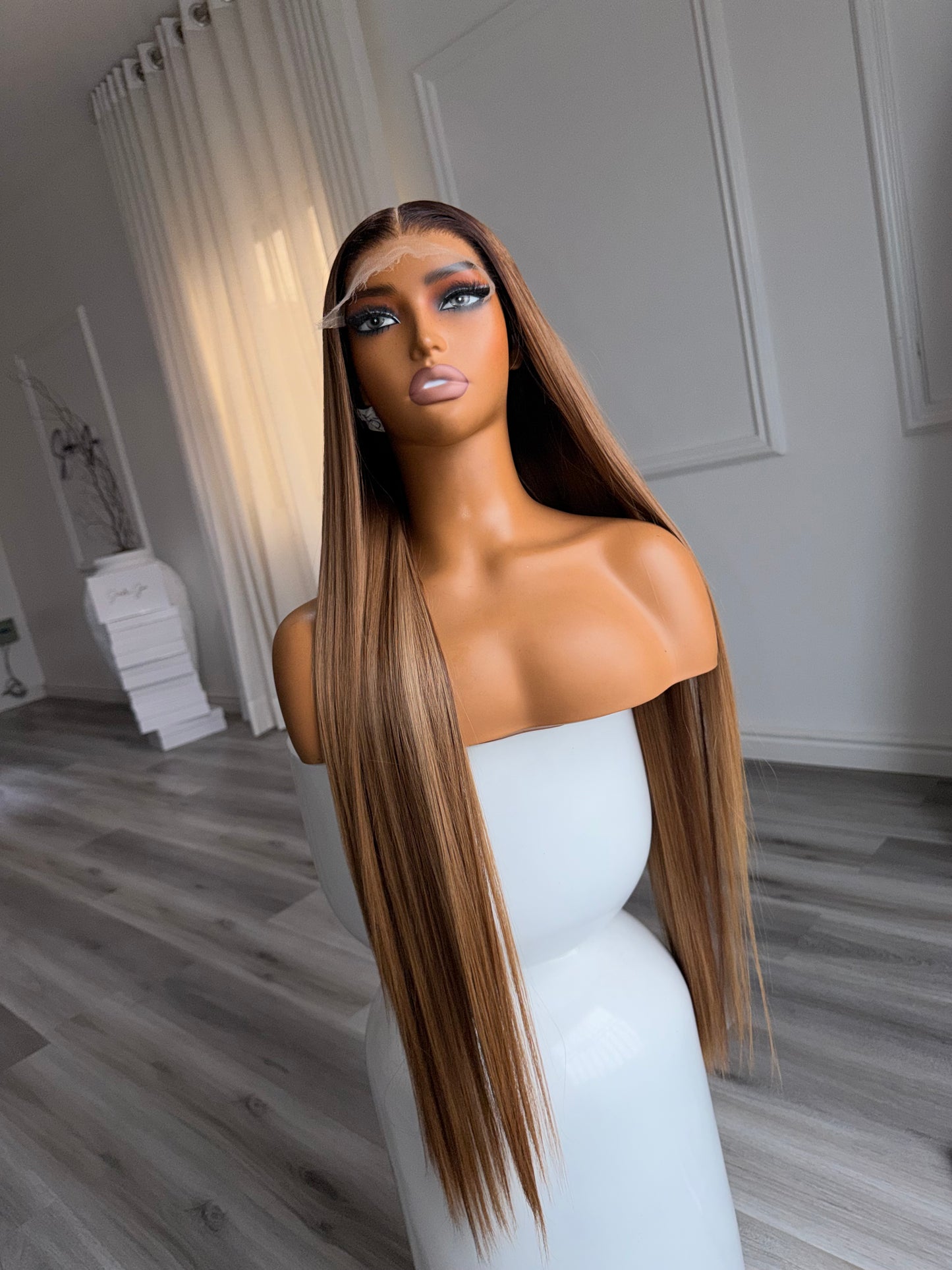 Bone Straight Unit in Honey Beige Blonde